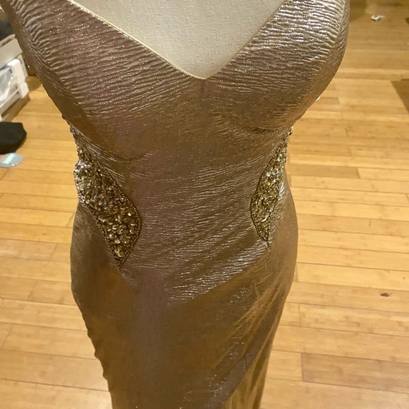 ASKFormal Metallic gold tint Prom/Sweet 16 Formal gown.Jewel detail,slit &train - Picture 3 of 11